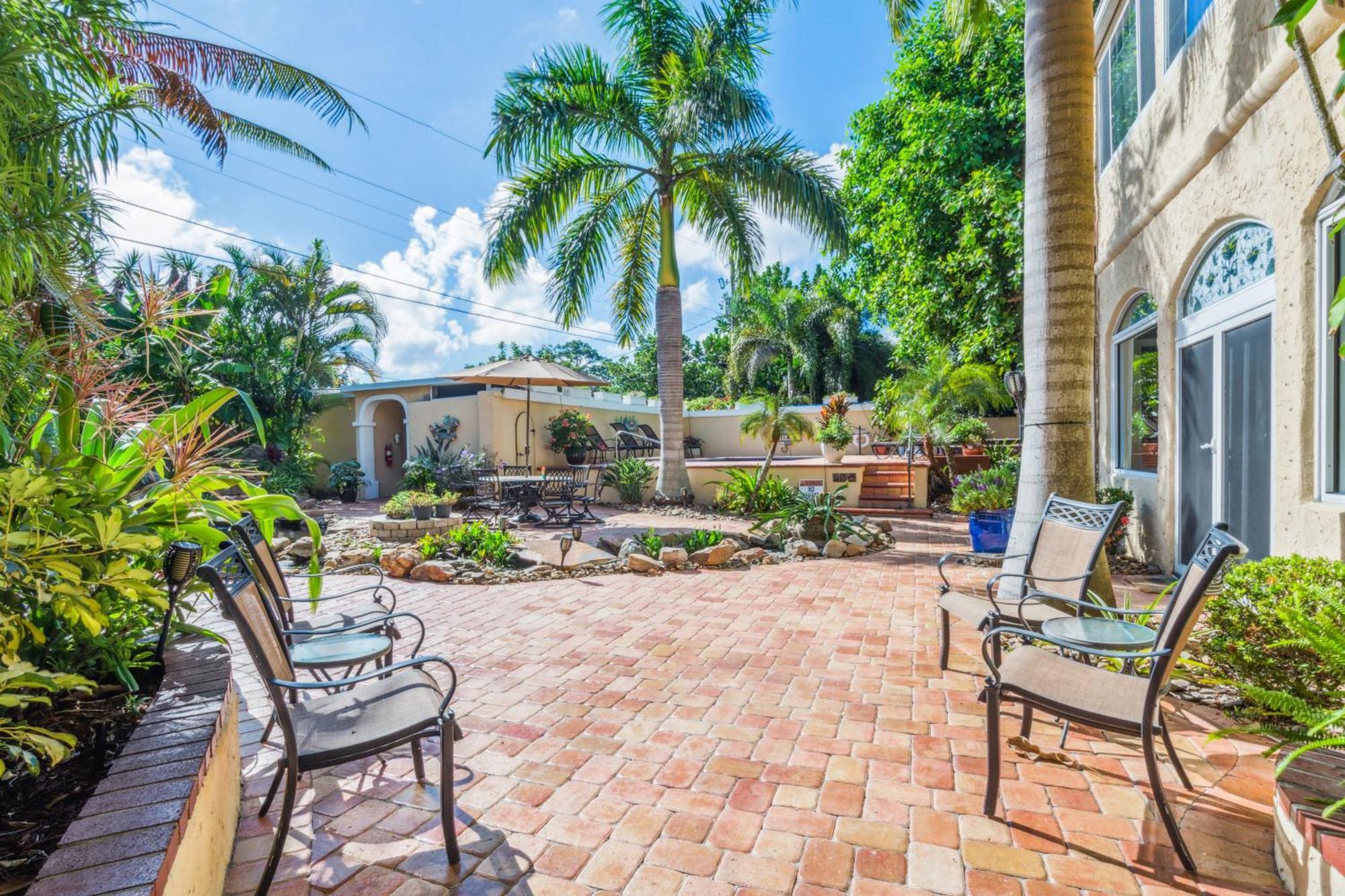 Banyan House Vacation Rentals Venice Exterior photo